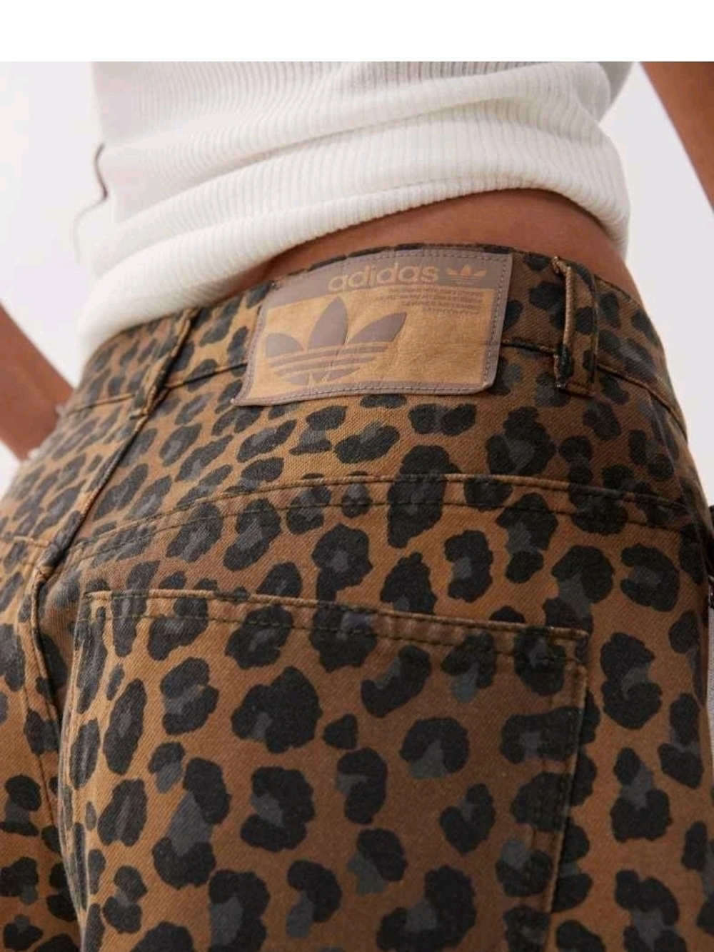 adidas NWT Leopard Print High Waisted Wide-Leg Brown Denim Bermuda Shorts/Jorts - Picture 6 of 14
